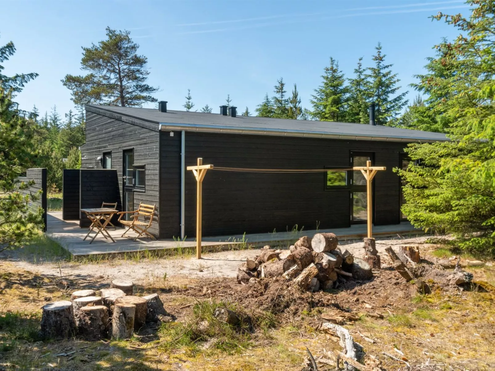 "Gunnor" - 1.3km from the sea-Outside