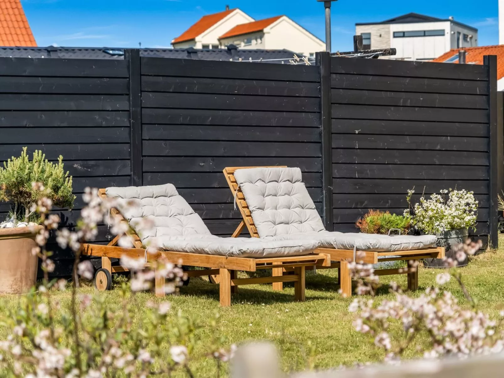 "Bruse" - 125m from the sea-Draußen