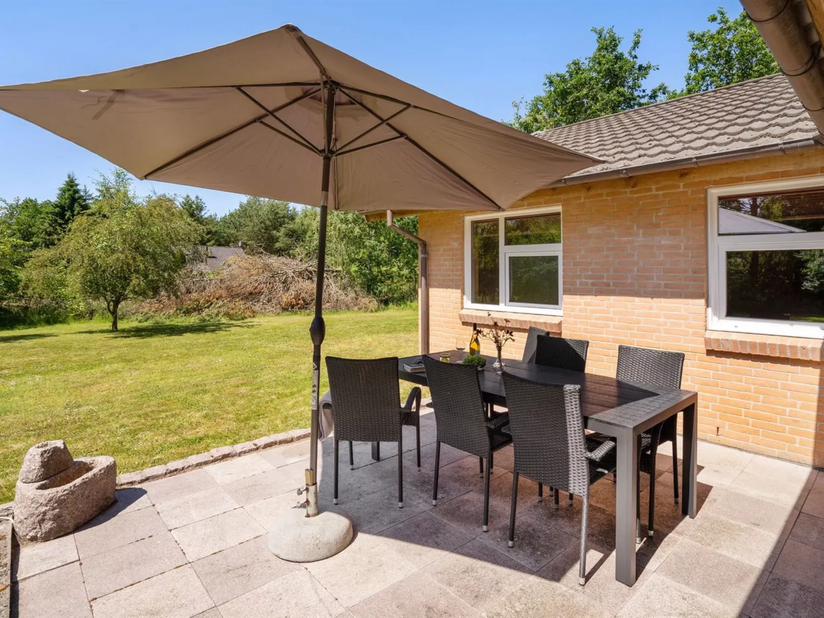 "Tille" - 700m to the fjord-Draußen