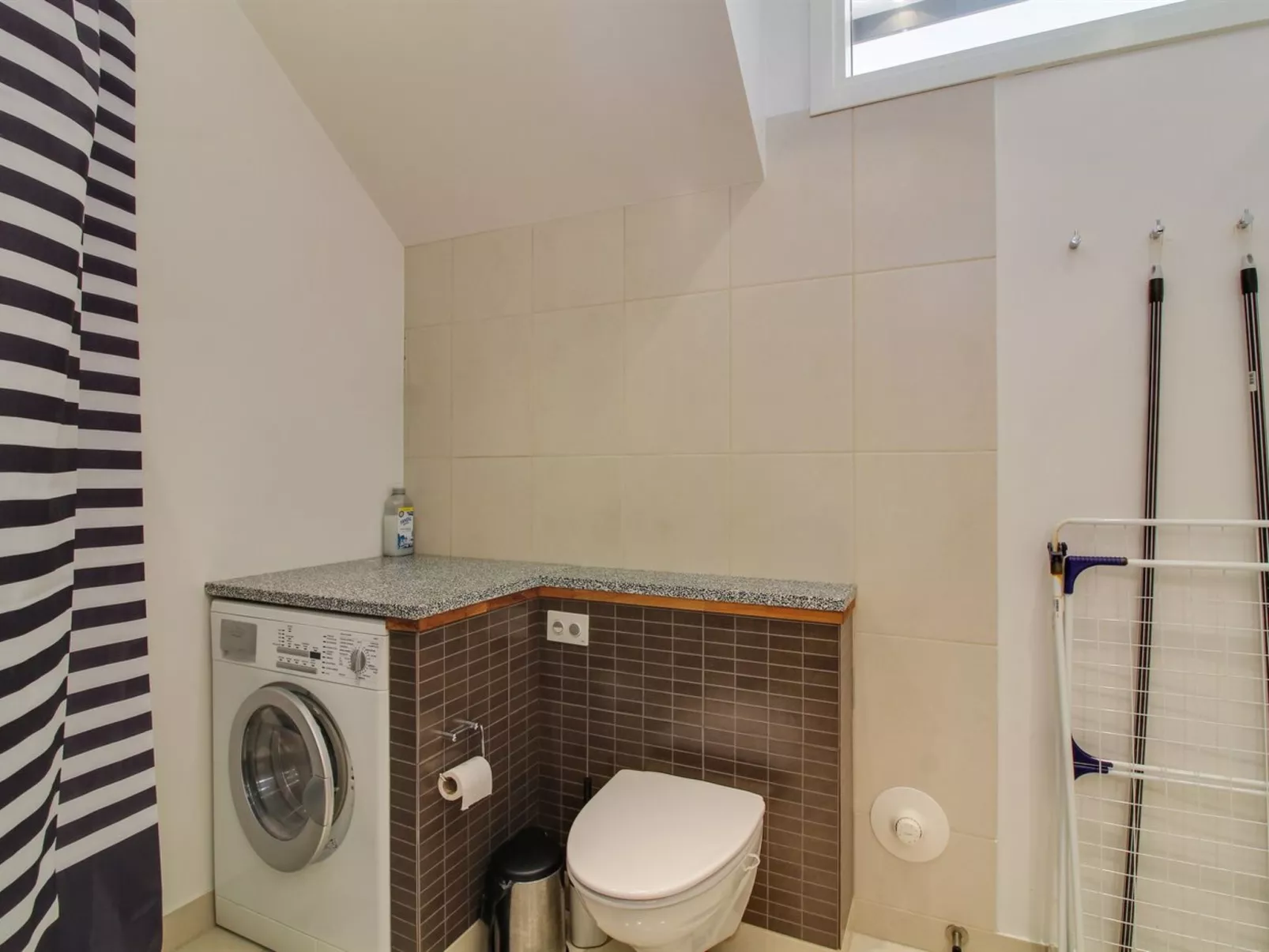 "Varnava" - 200m from the sea-Drinnen