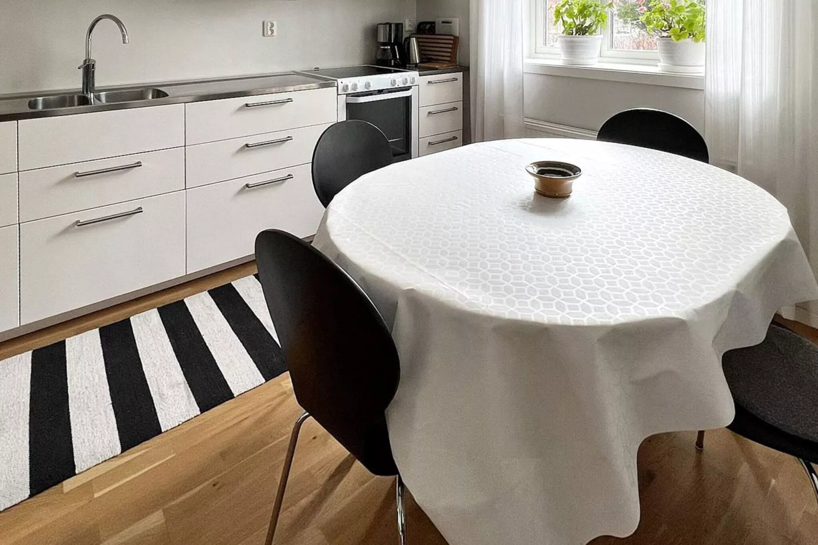 6 person holiday home in YNGSJÖ, SVERIGE-By Traum-Indoor