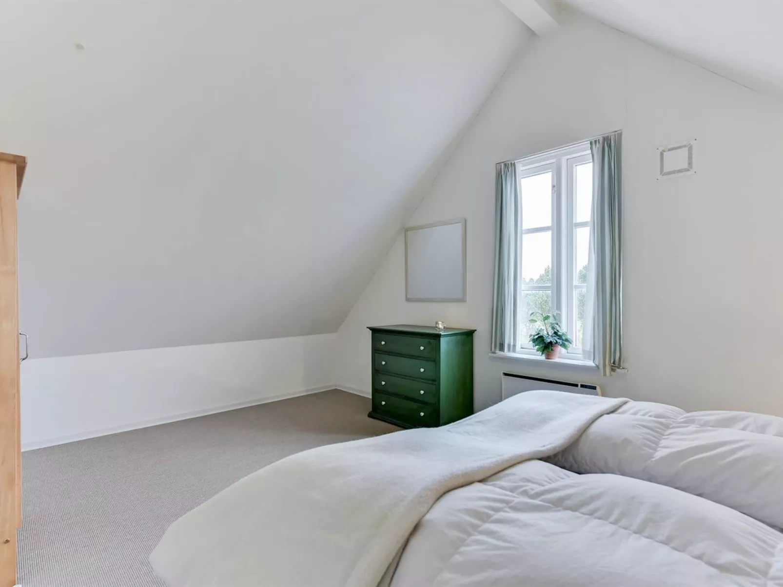 "Thoran" -  from the sea-Inside