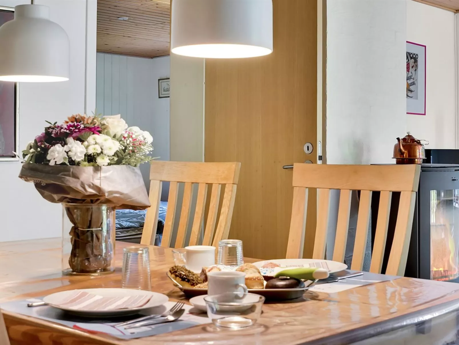 "Gisele" - 30km from the sea-Drinnen