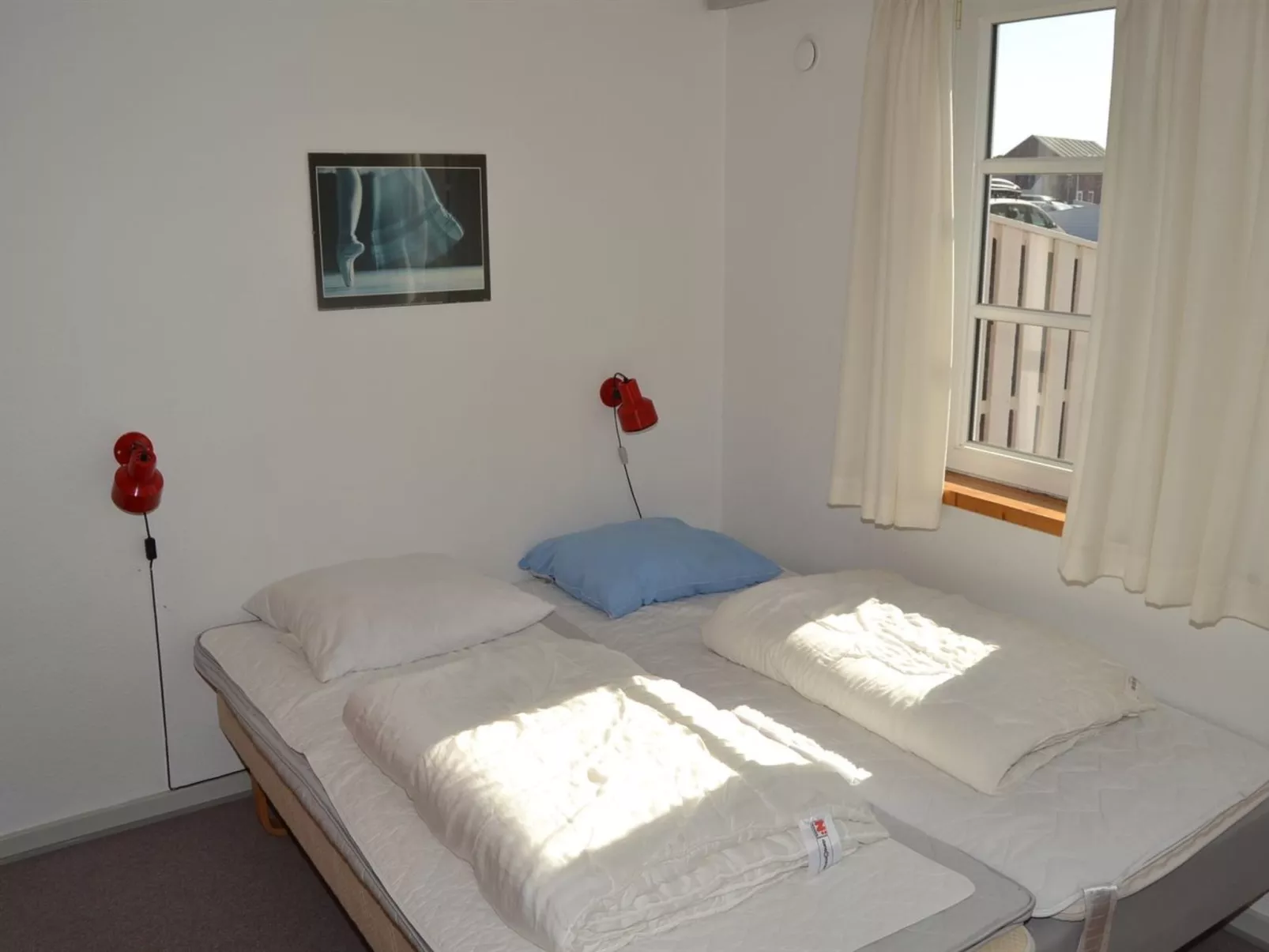 "Ester" - 2.3km from the sea-Inside