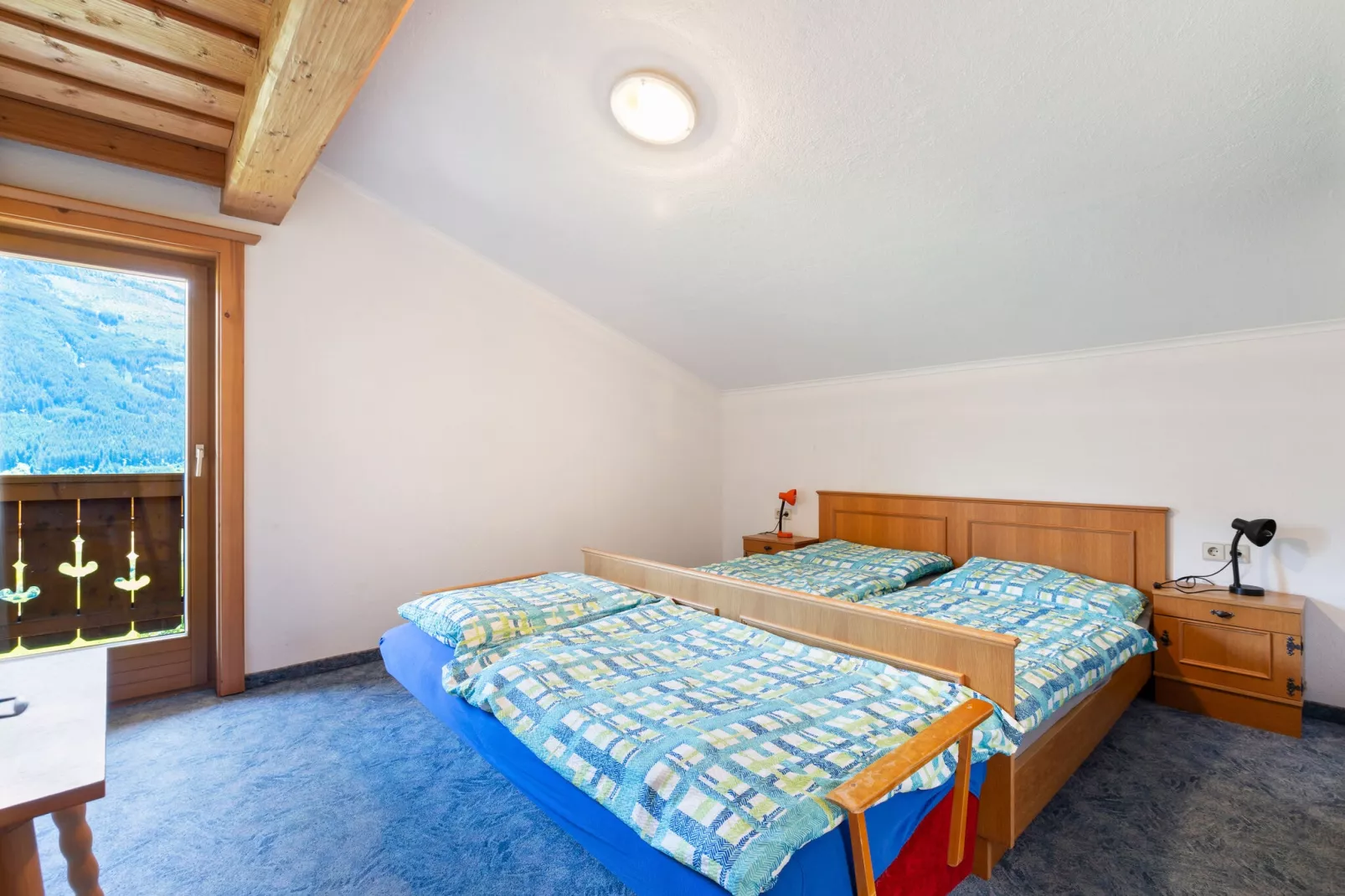 Grünlicher Hof-Bedroom