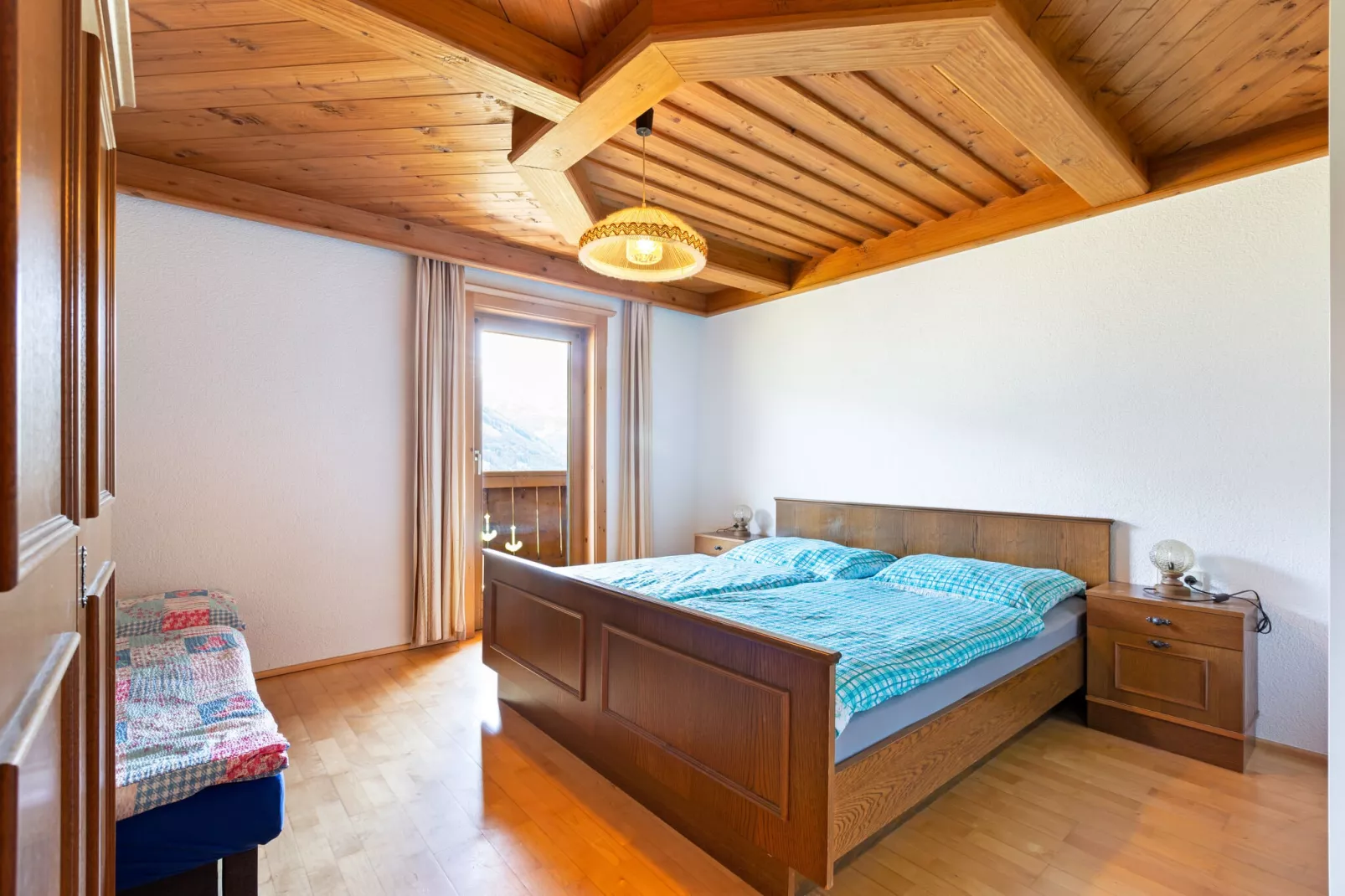 Grünlicher Hof-Bedroom