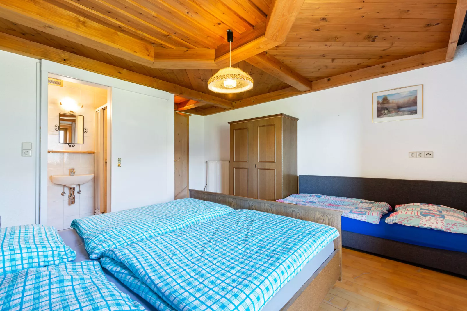 Grünlicher Hof-Bedroom