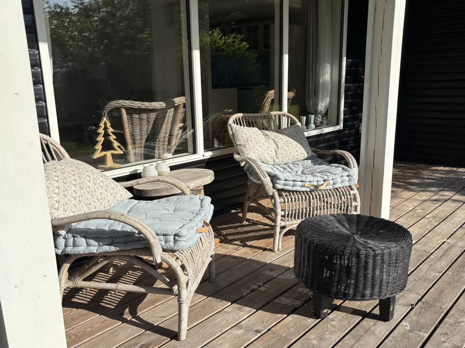 "Aksa" - 400m from the sea-Outside