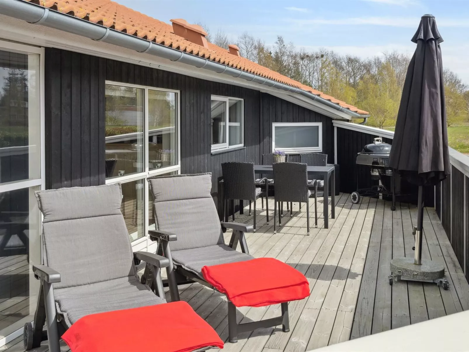 "Swanhild" - 900m from the sea-Outside