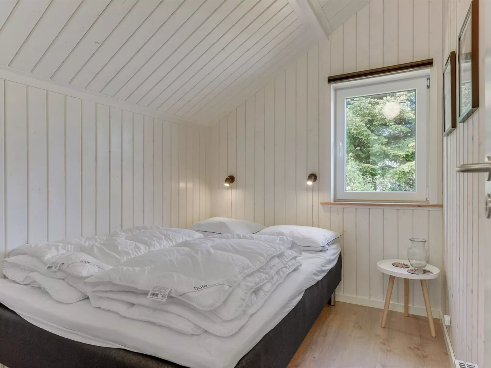 "Aleide" - 29km from the sea-Inside