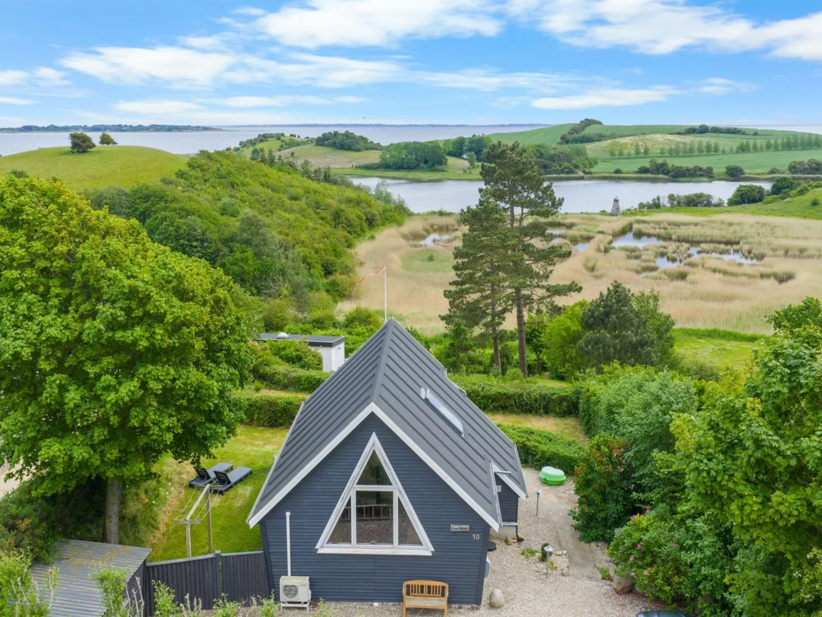 "Chayton" - 450m from the sea-Outside