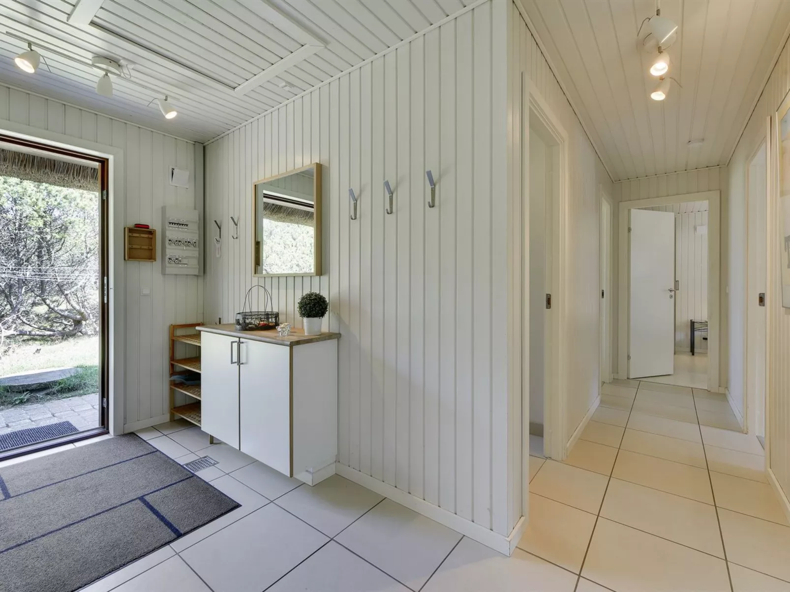 "Satzur" - 800m from the sea-Inside