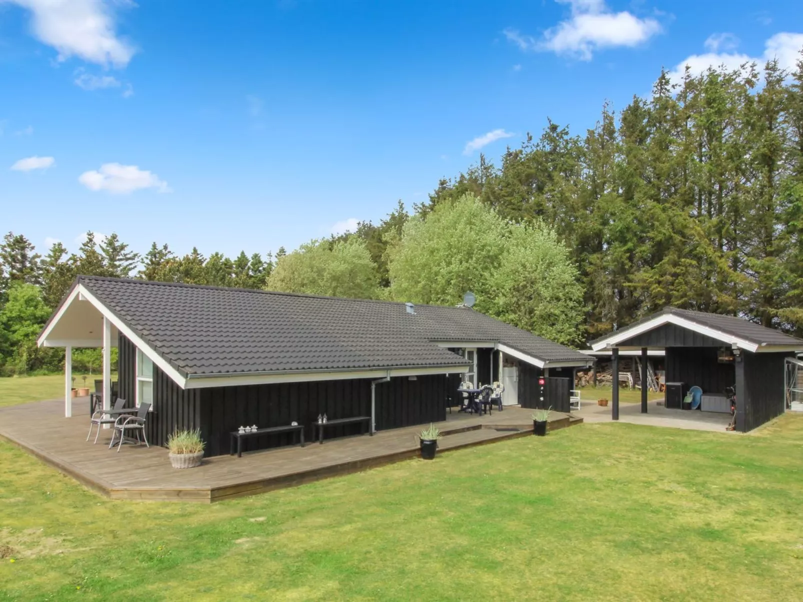 "Siljana" - 1km from the sea-Draußen