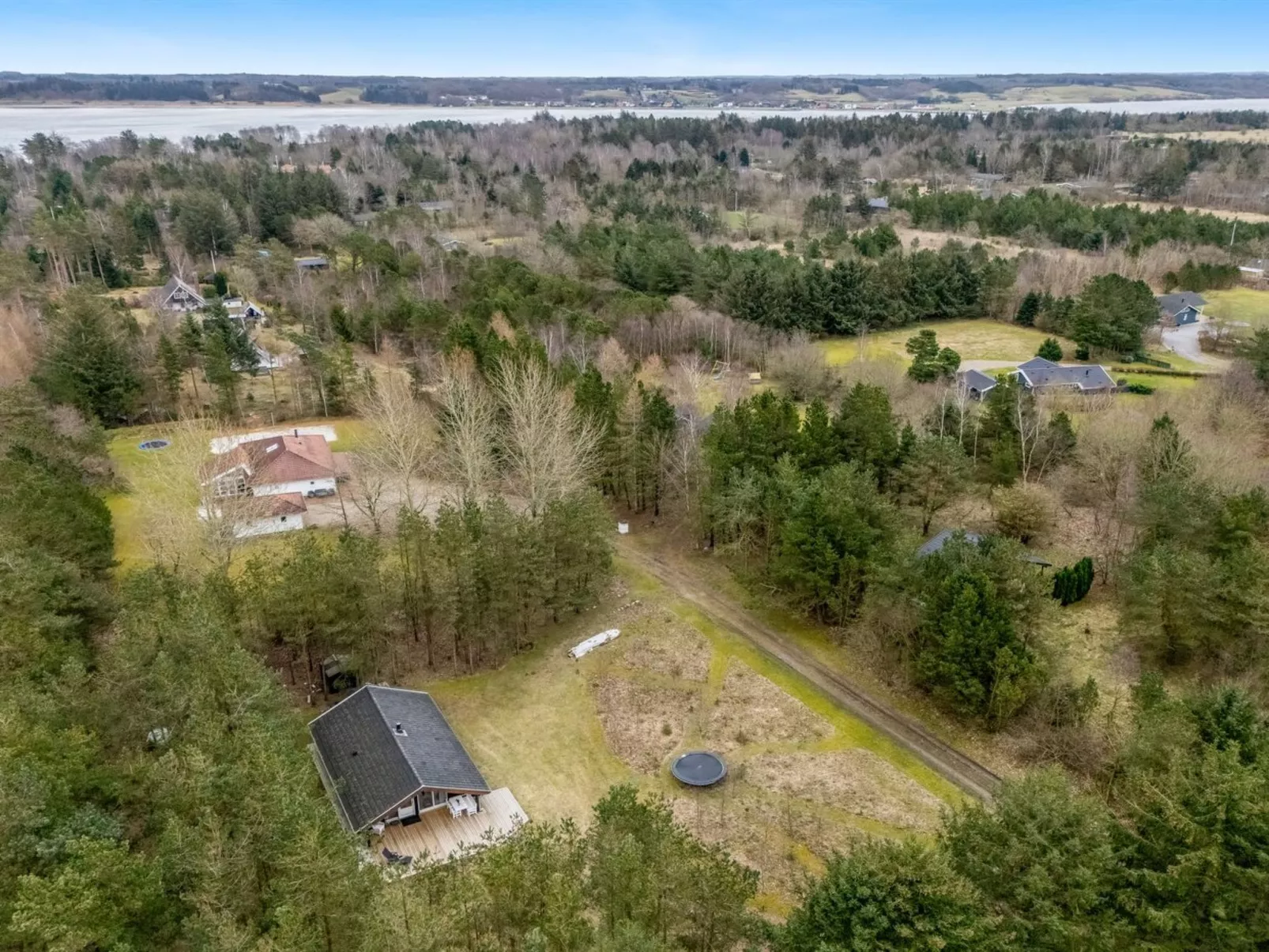 "Aman" - 700m to the fjord-Outside