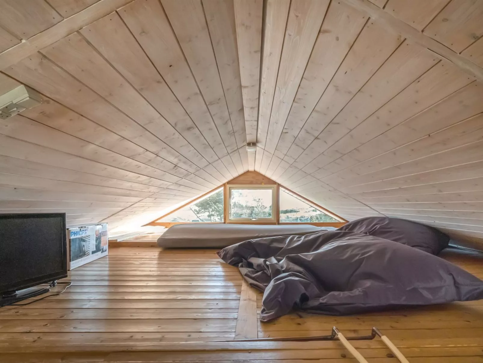 "Krak" - 1km from the sea-Inside