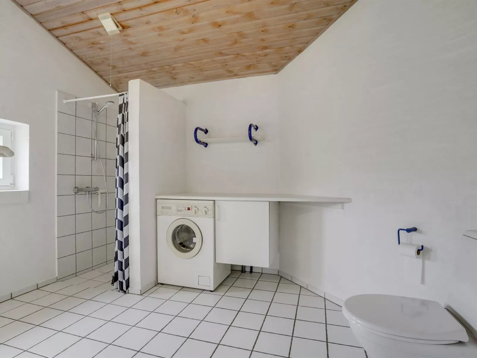 "Bosi" - 28km from the sea-Drinnen