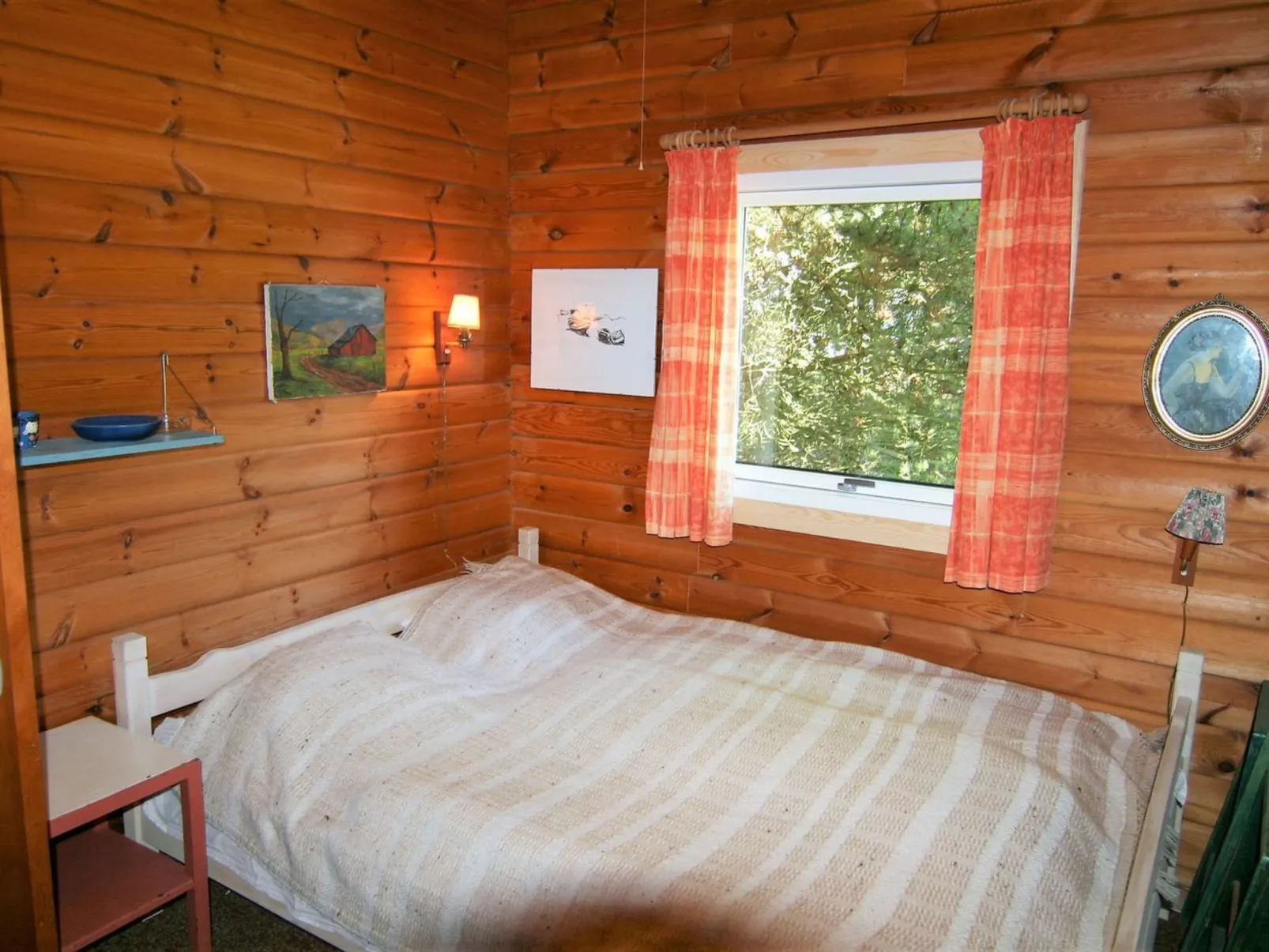 "Byrge" - 2km from the sea-Dedans