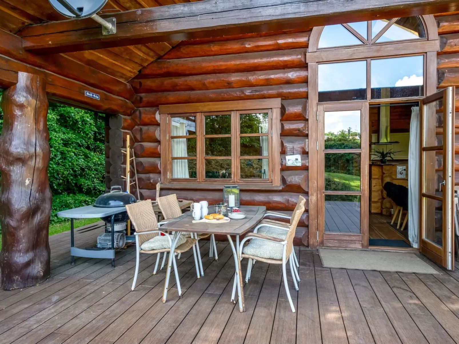 "Stamen" - 200m from the sea-Outside