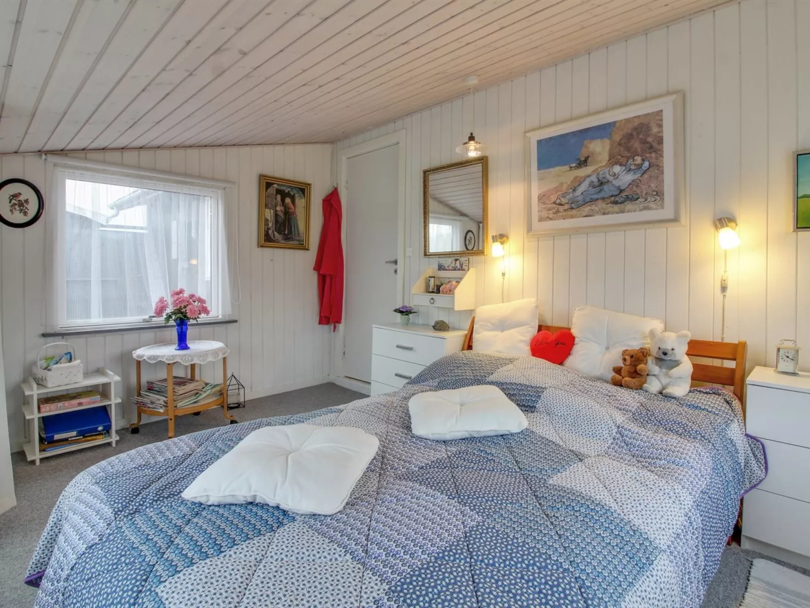 "Edvin" - 400m from the sea-Drinnen