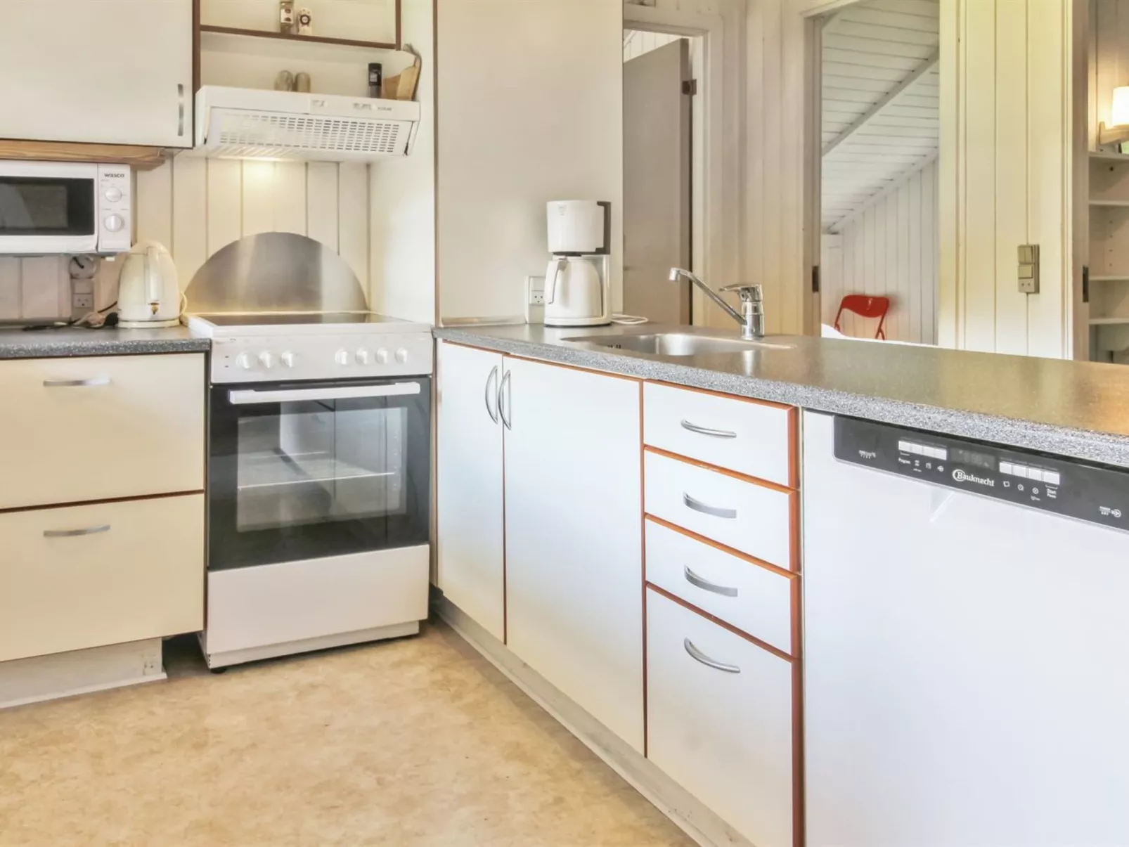 "Faustina" - 29km from the sea-Dedans