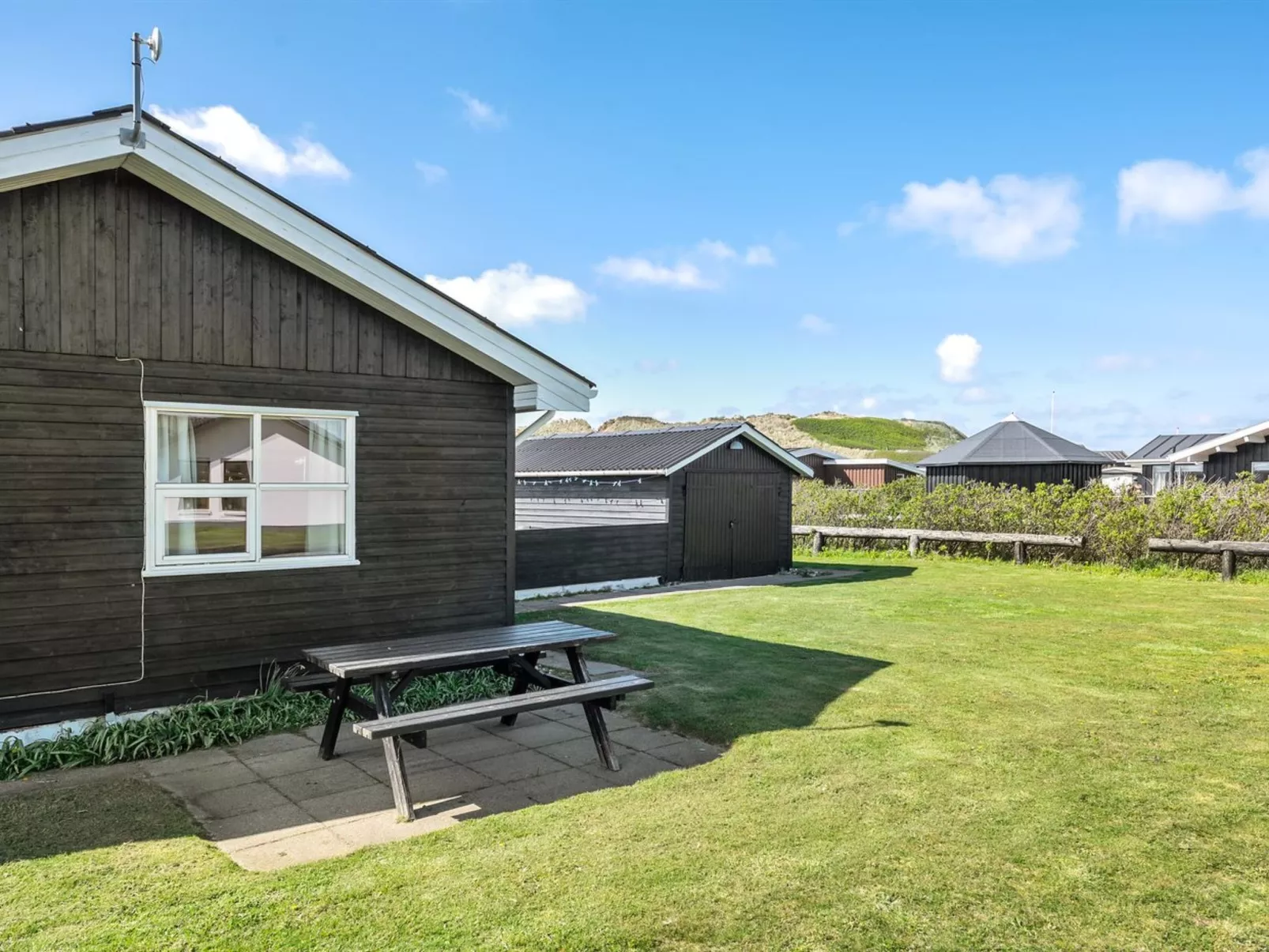 "Evely" - 300m from the sea-Draußen