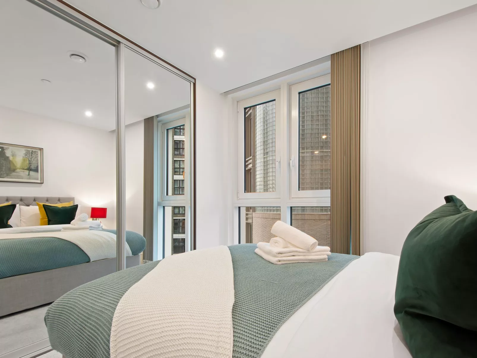 Altitude Point-Drinnen