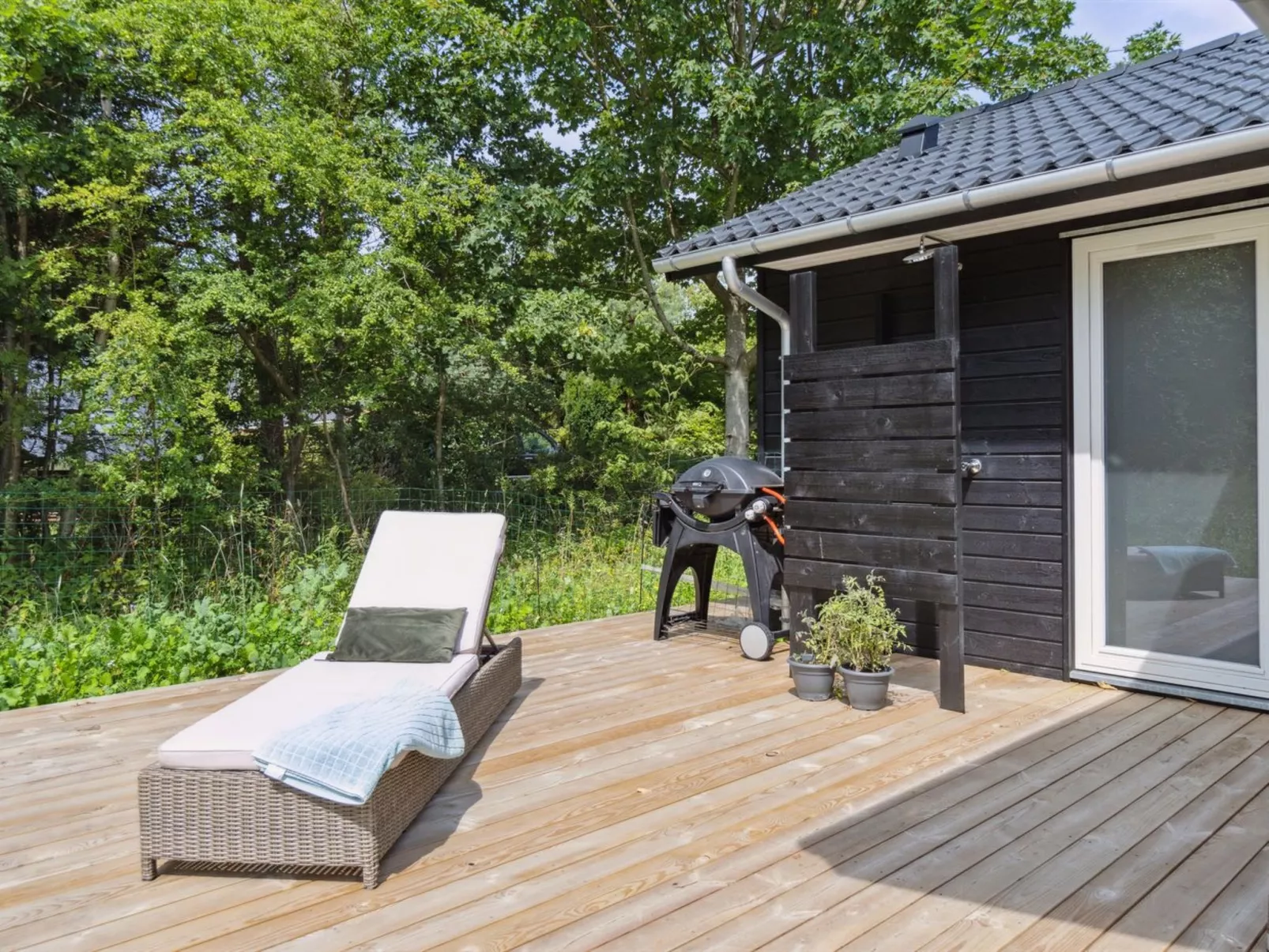 "Jonnhild" - 450m from the sea-Outside