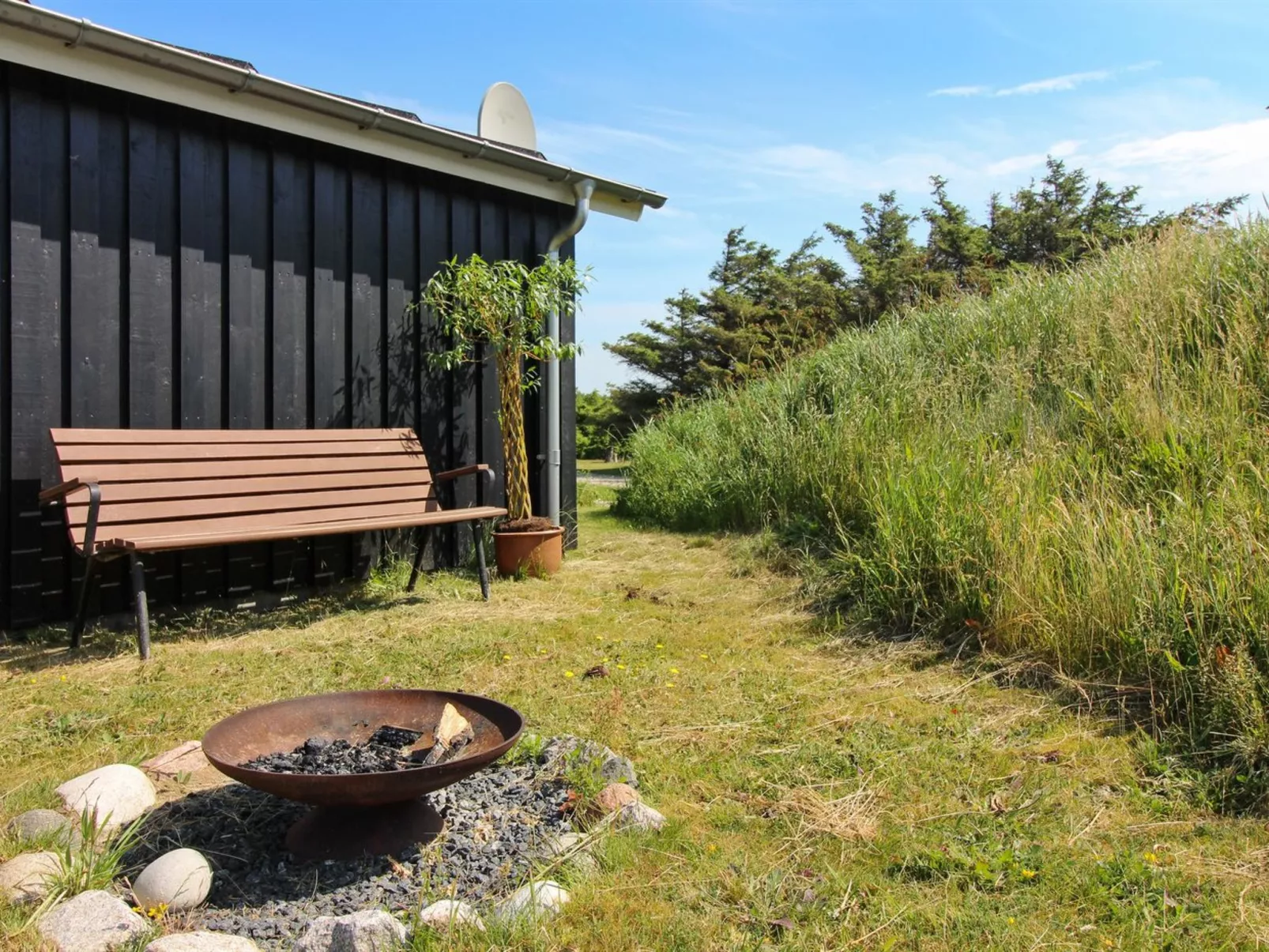 "Alberga" - 700m from the sea-Draußen