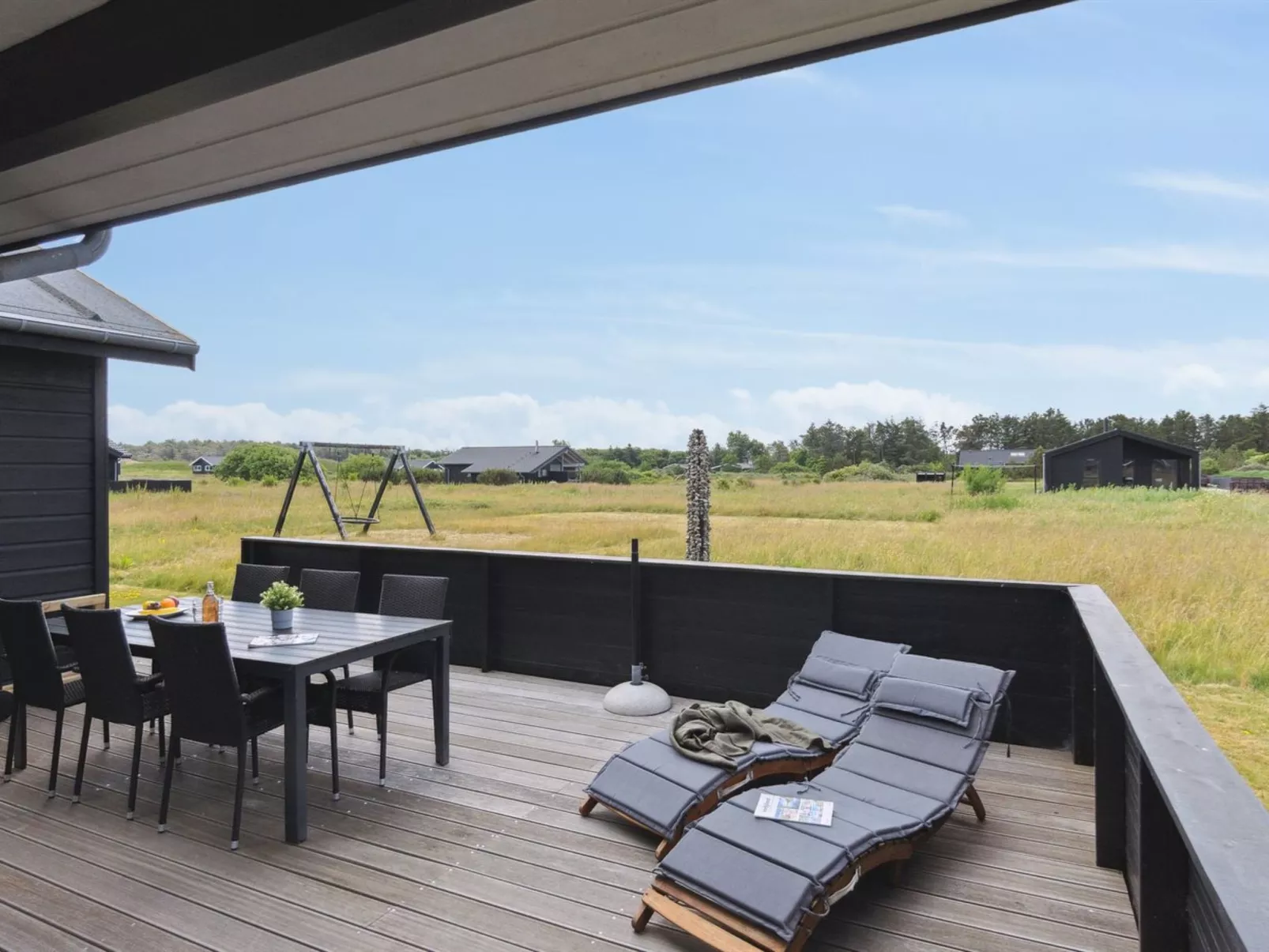 "Fader" - 950m from the sea-Outside