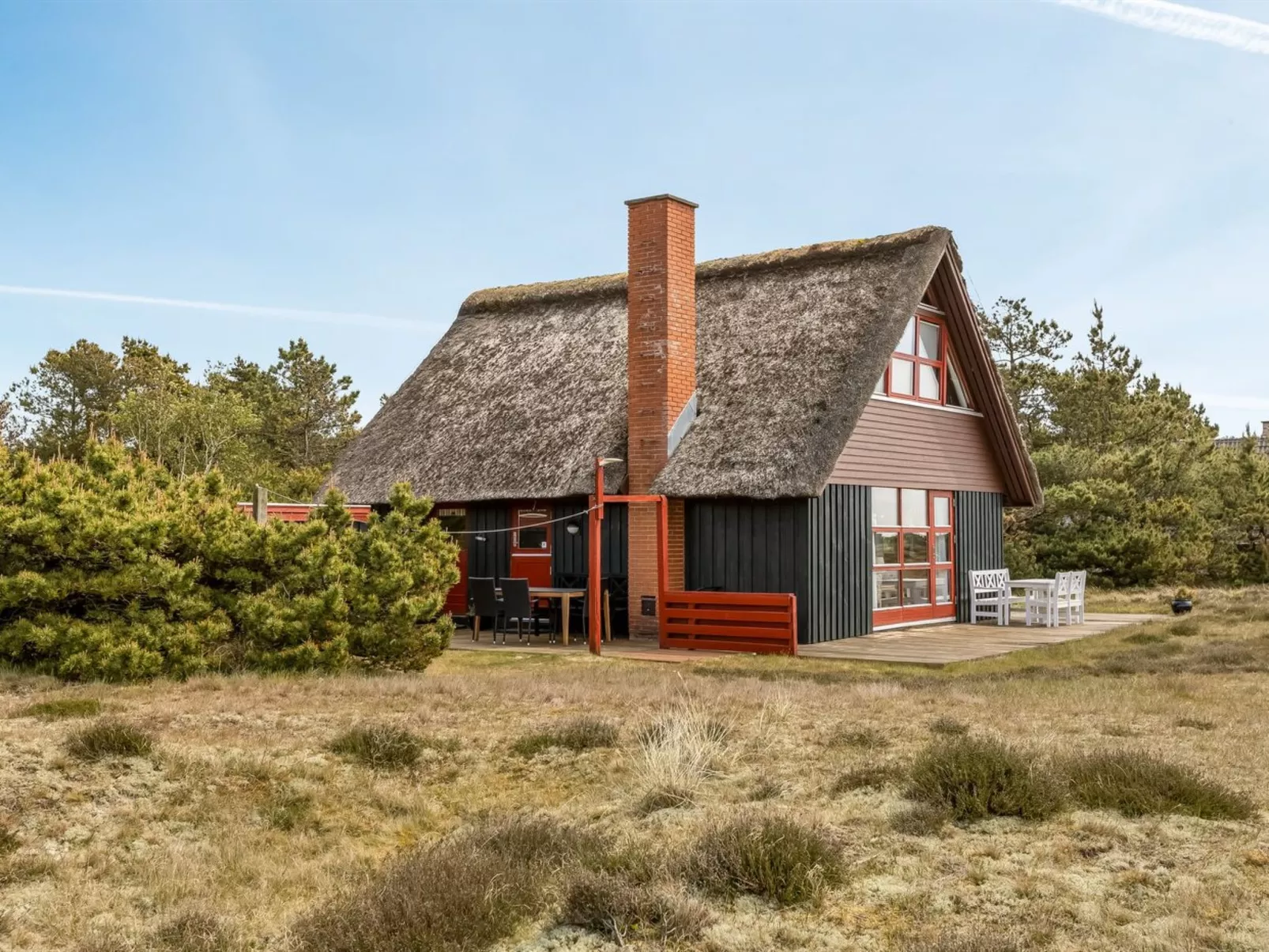 "Larsen" - 900m from the sea-Outside