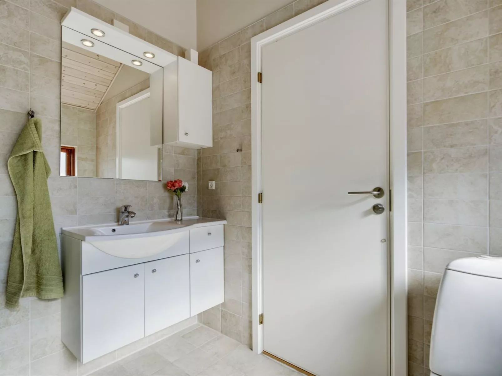 "Biaver" - 350m from the sea-Inside