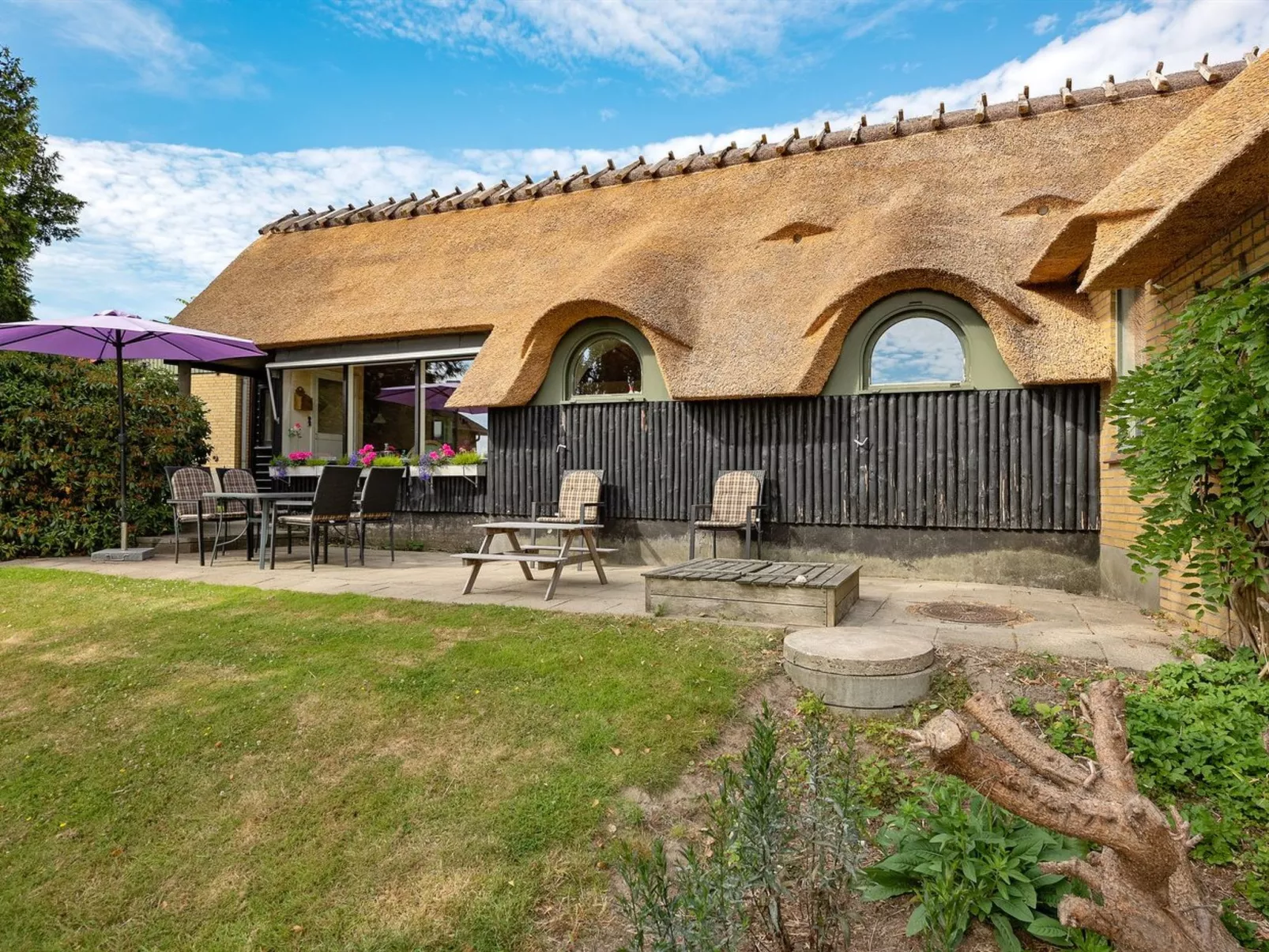 "Edithe" - 250m from the sea-Outside