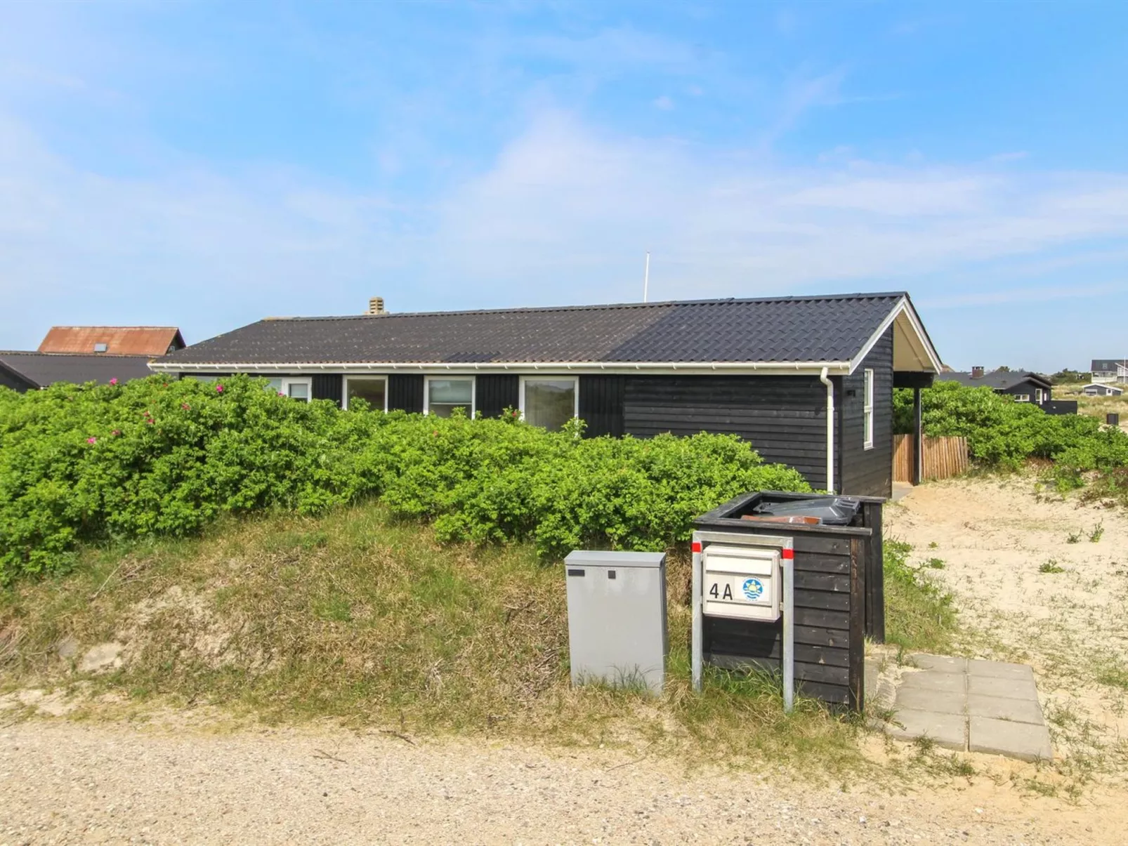 "Kris" - 200m from the sea-Outside