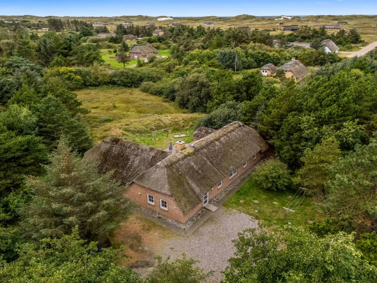 "Hedi" - 900m from the sea-Outside