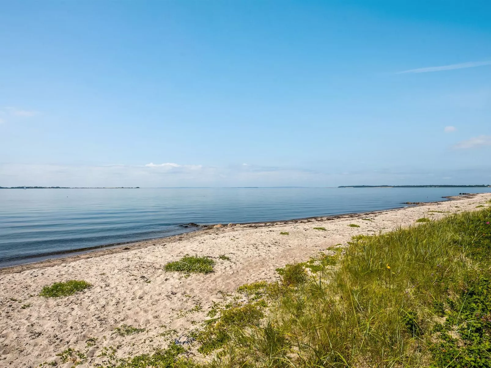 "Arnwith" - 20m from the sea-Outside