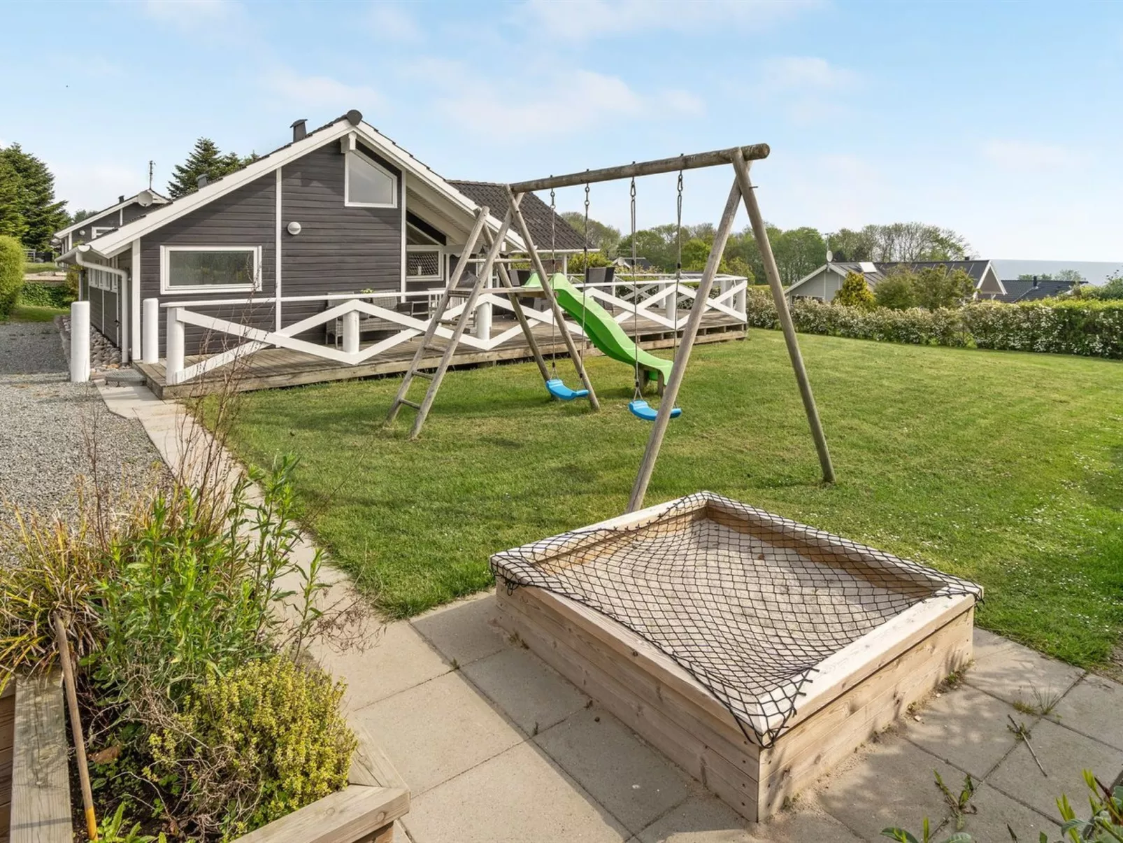 "Annvy" - 200m from the sea-Outside