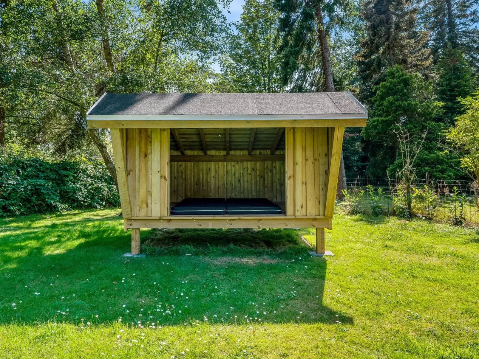 "Uta" - 300m from the sea-Draußen