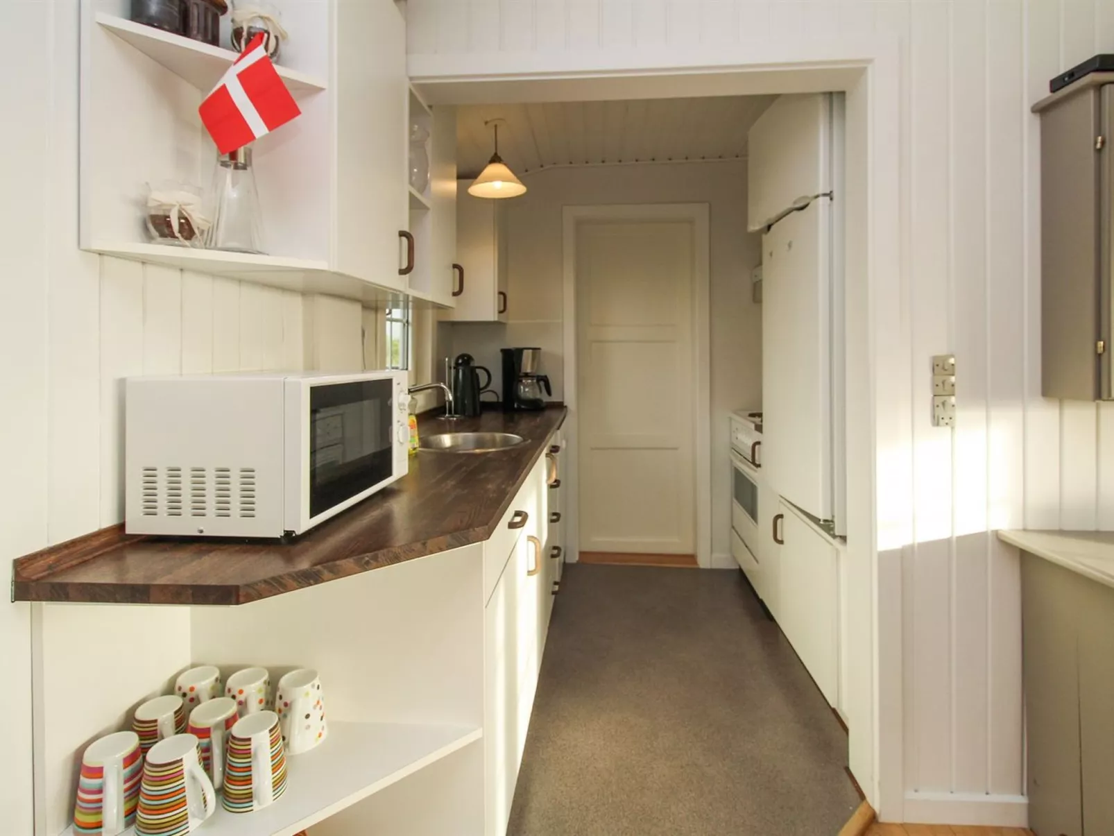 "Jenson" - 75m from the sea-Inside