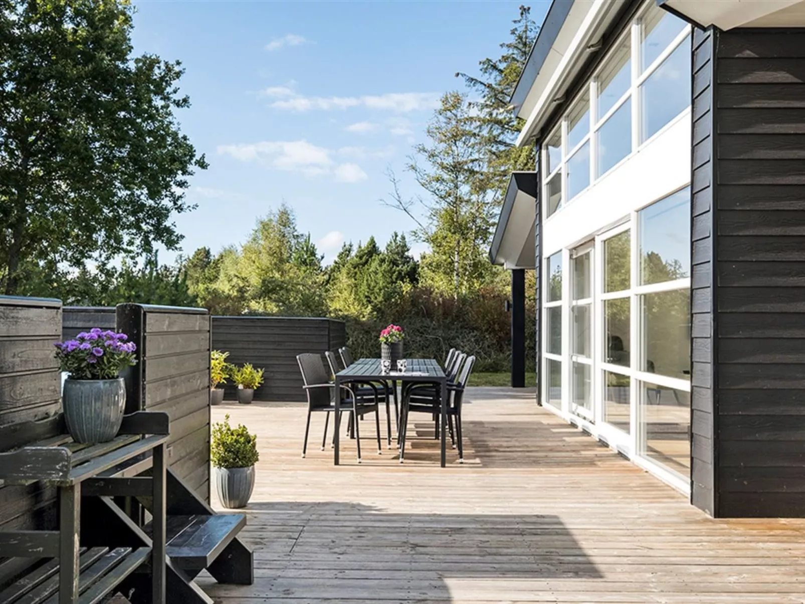 "Todor" - 1.1km from the sea-Draußen