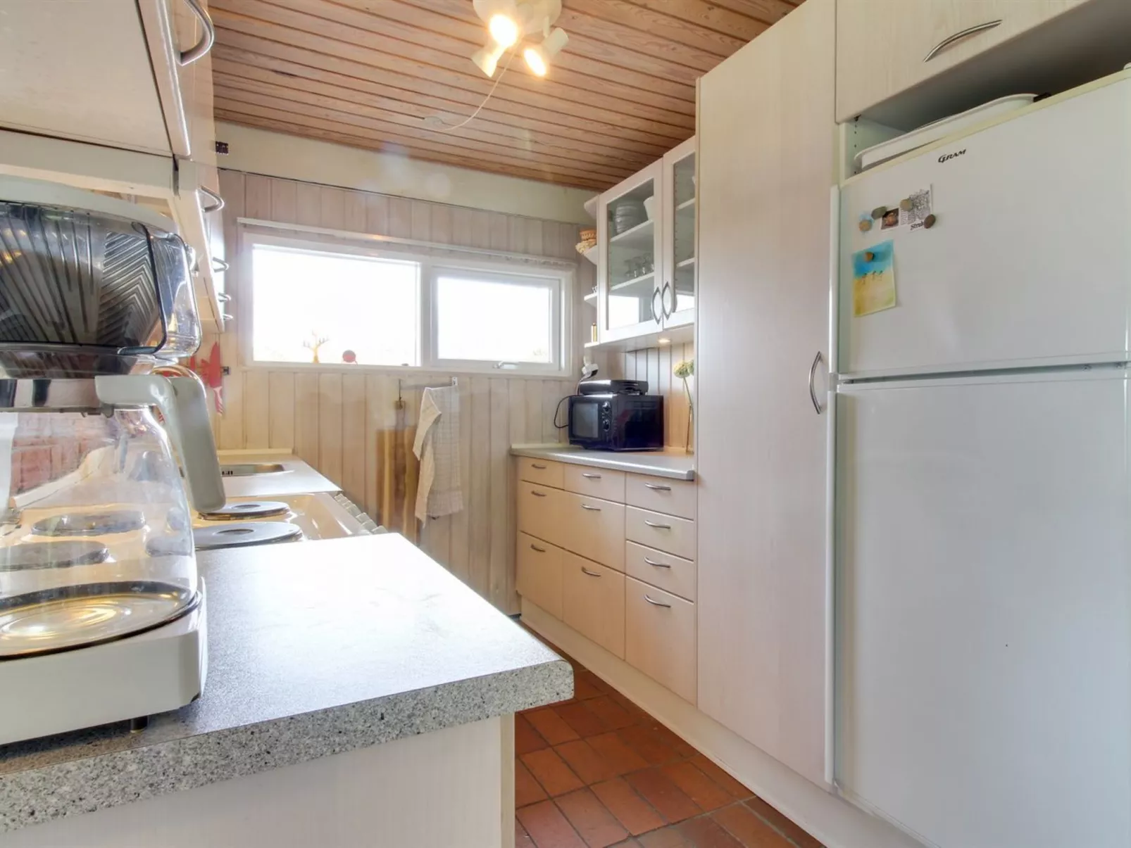 "Ioar" - 200m to the fjord-Inside