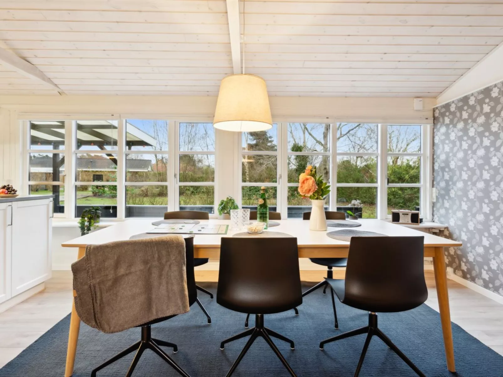 "Mahalia" - 300m from the sea-Dedans