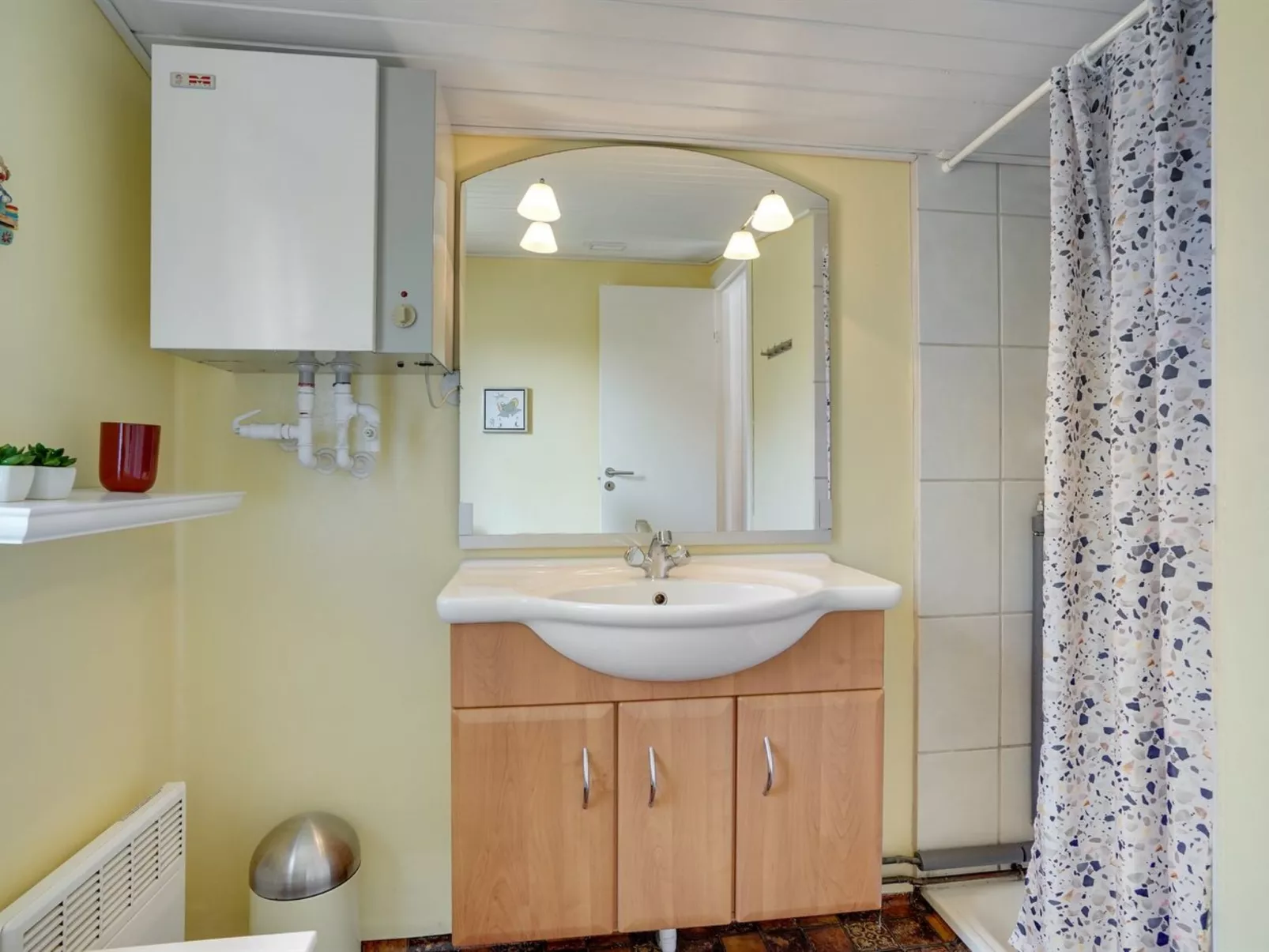 "Teodosija" -  from the sea-Dedans