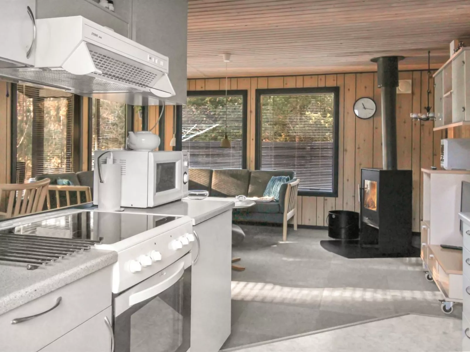 "Eeske" - 800m from the sea-Inside