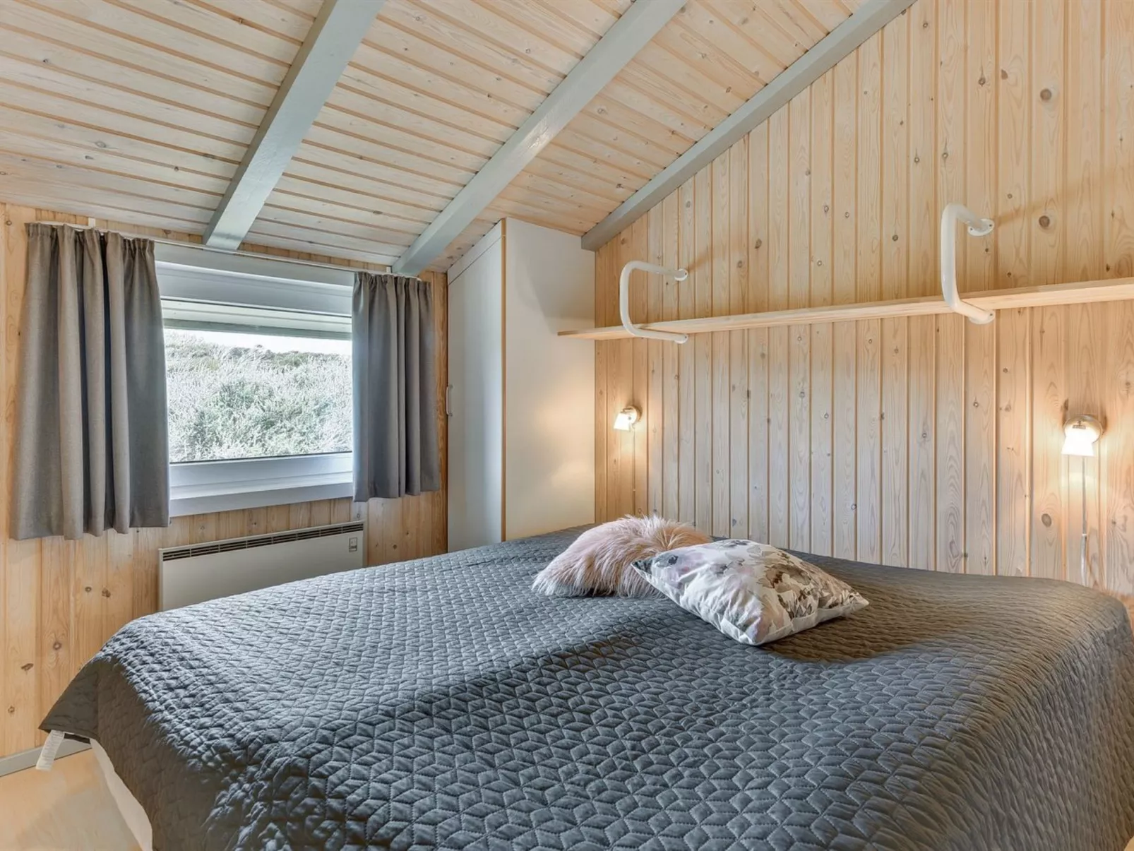 "Tennie" - 300m from the sea-Drinnen