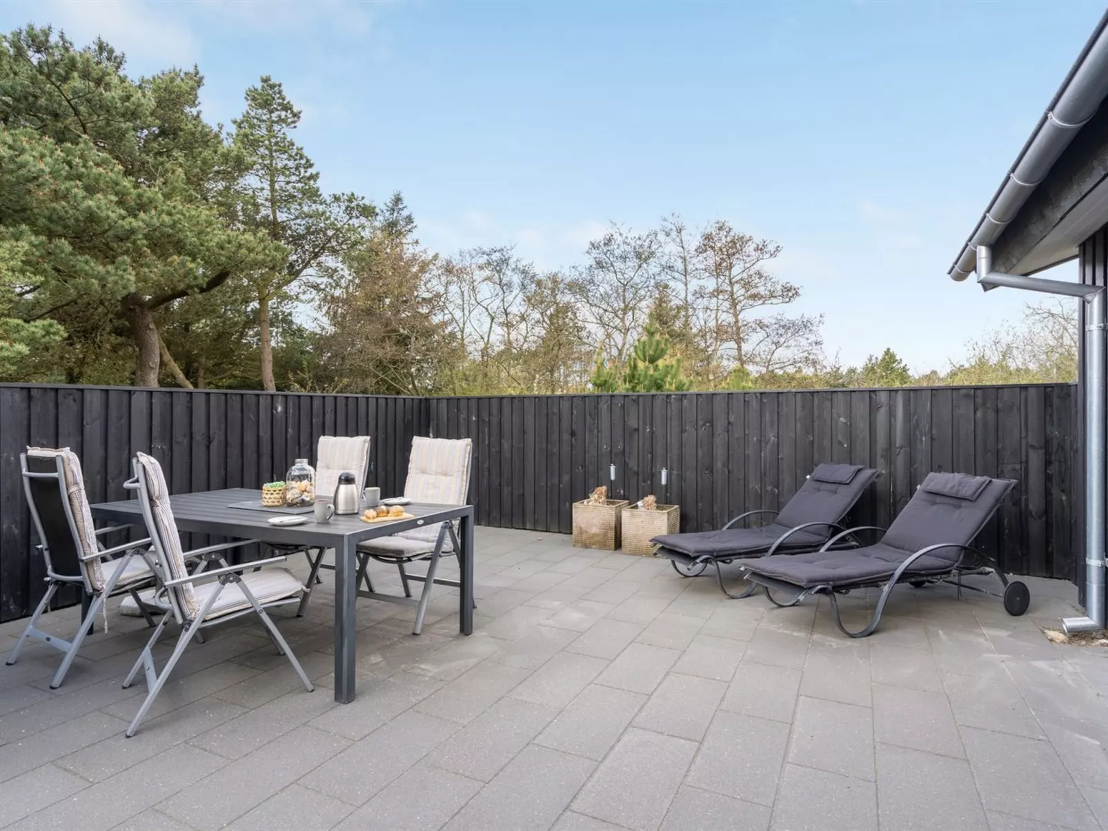 "Monja" - 2.2km from the sea-Draußen