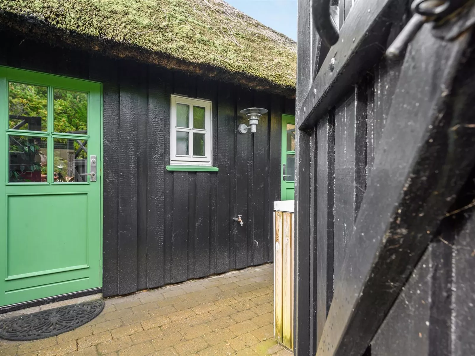 "Annika" -  from the sea-Outside