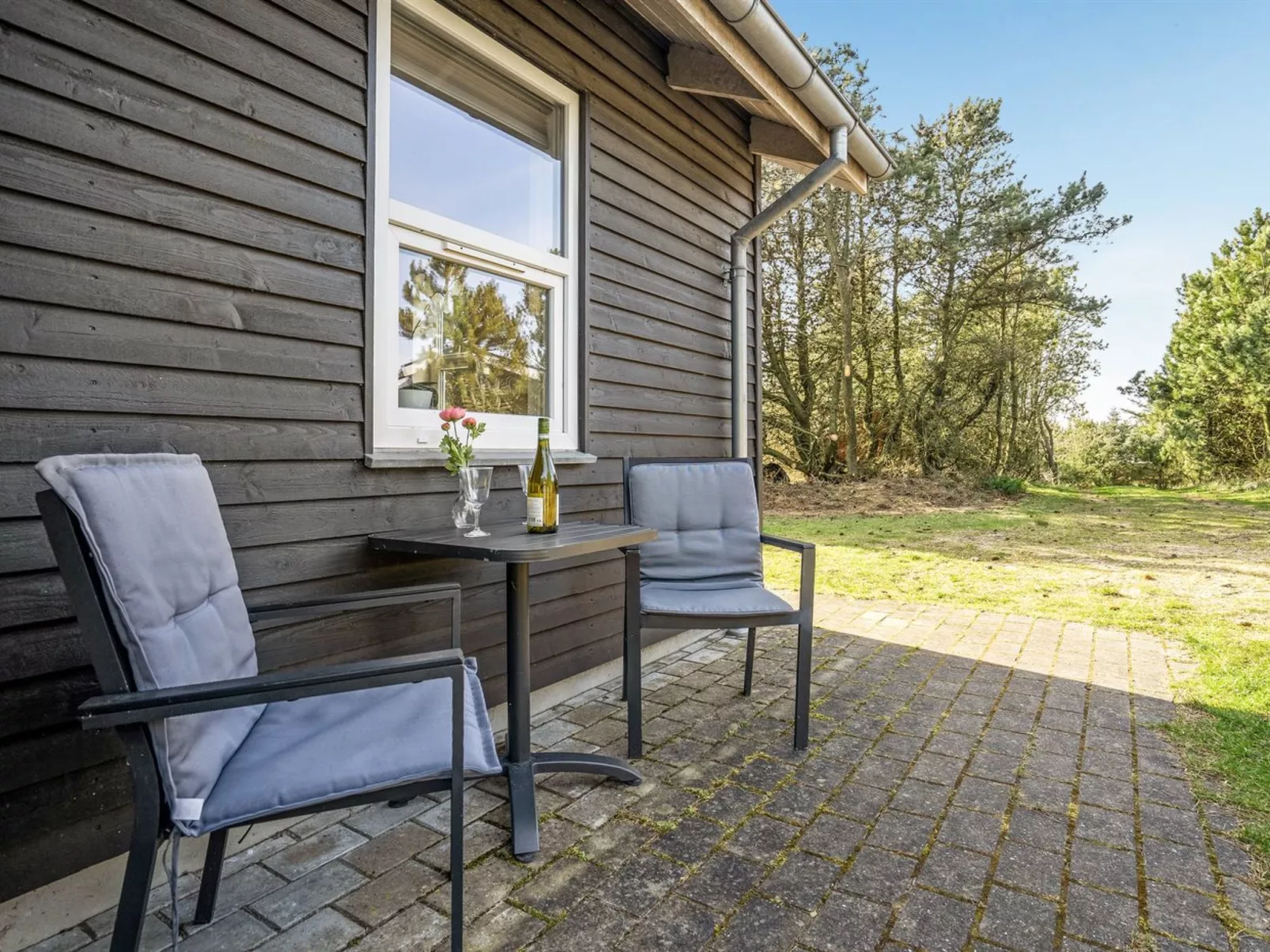 "Anethe" - 100m to the fjord-Outside