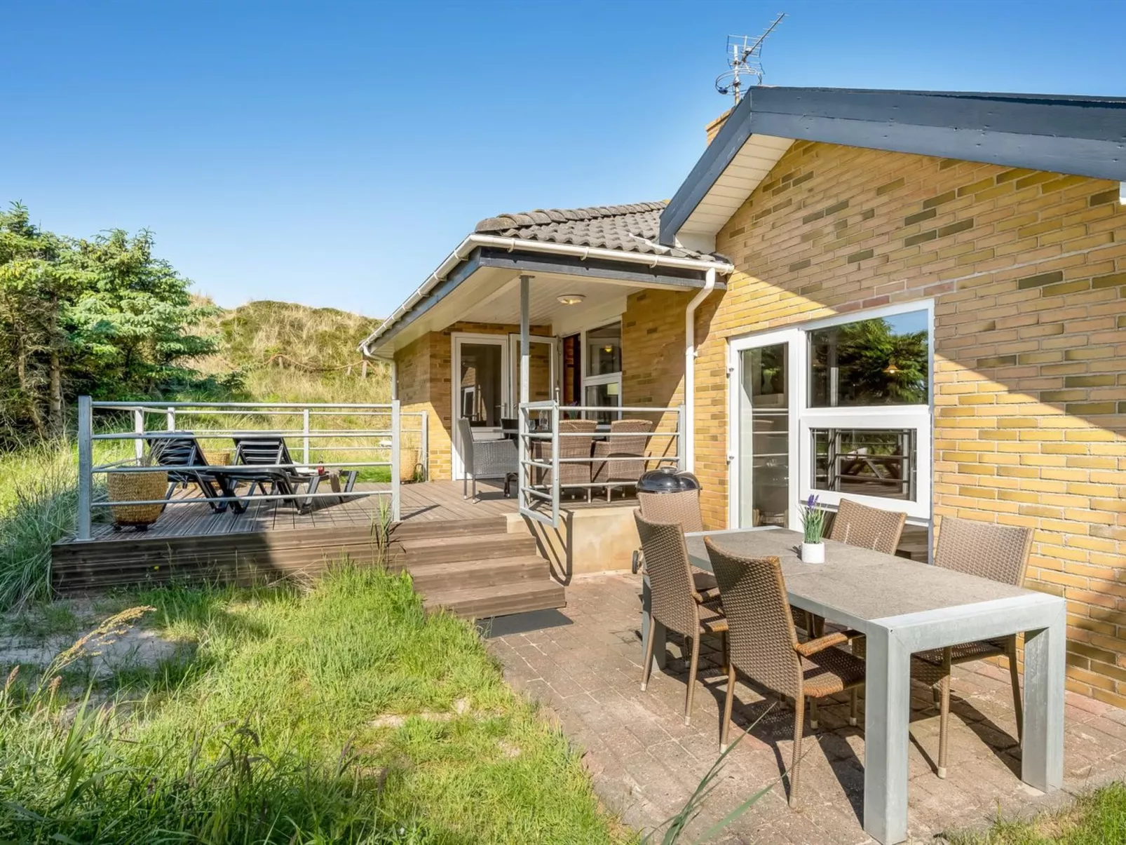 "Ewy" - 300m from the sea-Dehors