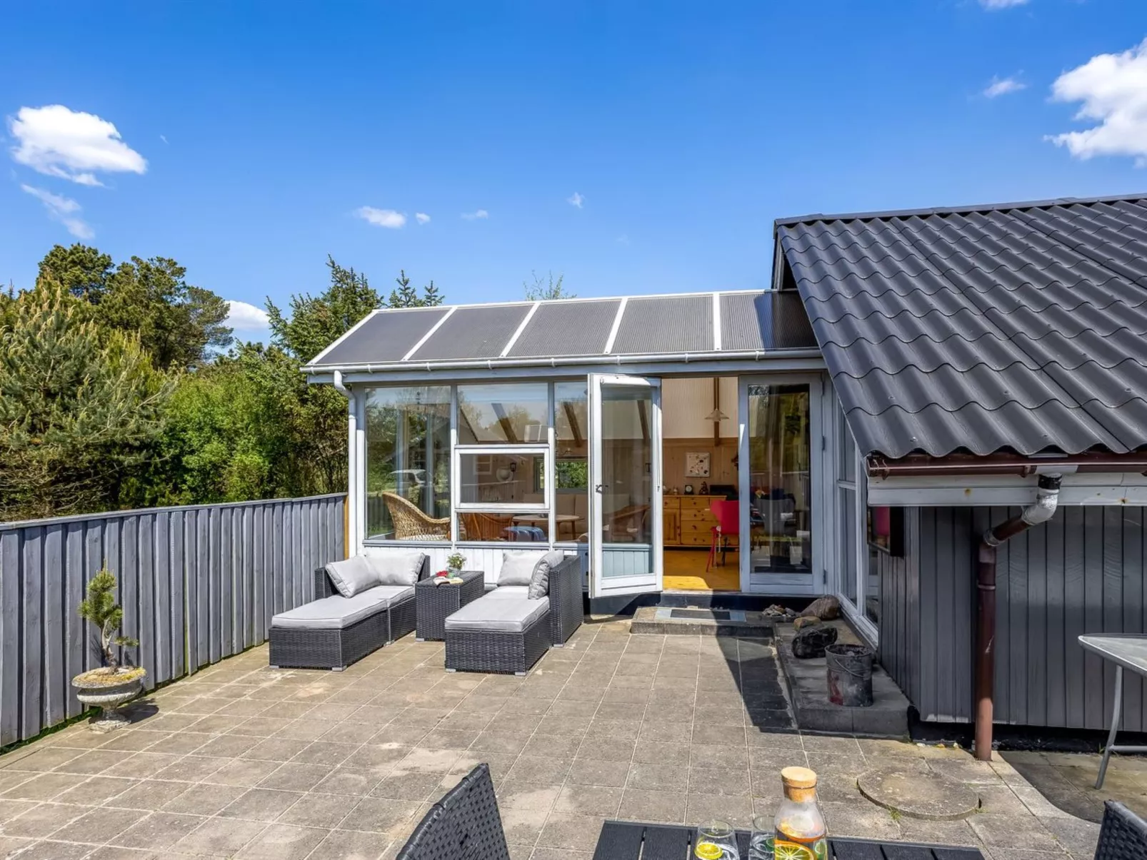 "Solvejk" - 800m from the sea-Dehors