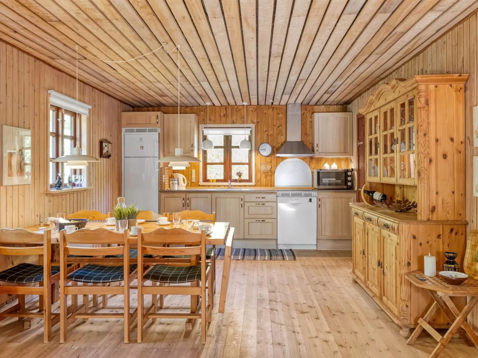 "Sofia" - 500m from the sea-Inside